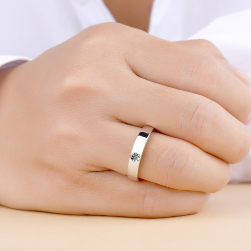 戒指男純銀莫桑石鑽戒婚戒情侶對戒結婚簡約銀鍍18K白金