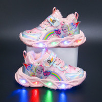 帶燈女童鞋子2024秋冬新款加絨保暖鞋皮面女童運動鞋小女孩公主鞋