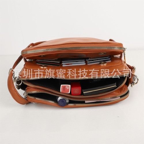Three Layer Leather Crossbody Shoulder三層皮革斜背肩包手拿包