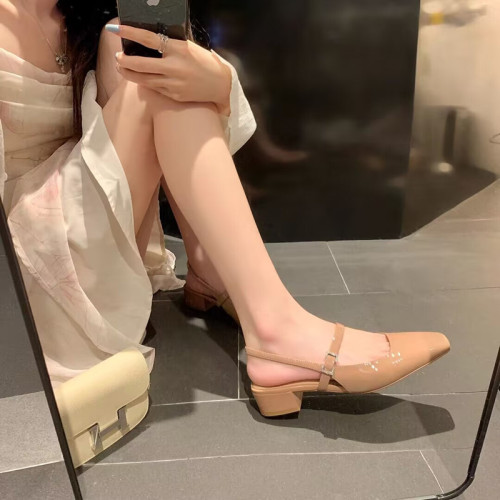 【sheii蘇茵茵】海莉小姐法式方頭瑪麗珍鑽釦粗跟後空涼鞋女41-43