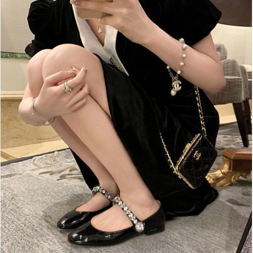 【sheii蘇茵茵】暮光之戀~阿miu水鑽一字帶圓頭粗跟瑪麗珍單鞋女