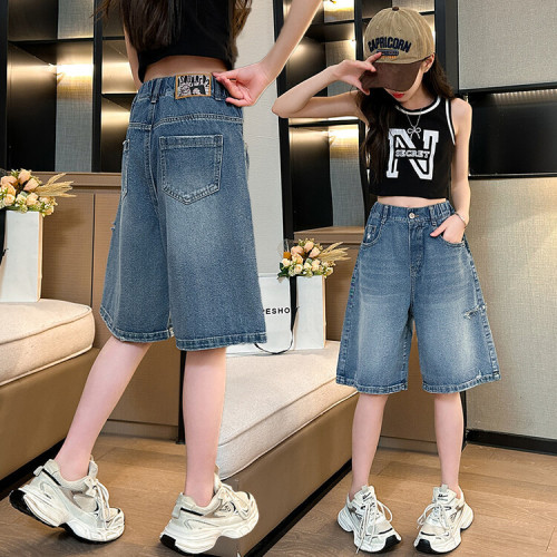 女童牛仔中褲2025夏季洋氣破洞短褲寬松五分褲中大童裝女孩褲子潮