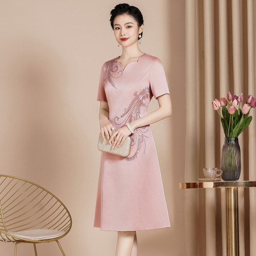 媽媽裝旗袍紅色夏季禮服刺綉新款中年媽媽時尚裙子顯瘦平時可穿