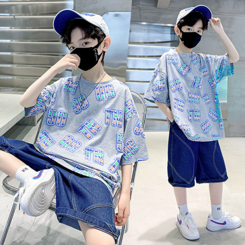 男童夏季薄款短袖套裝2025新款洋氣時髦中大童休閒運動圓領二件套