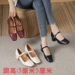 2023年新款法式低跟方頭淺口單鞋女軟底平底鞋設計感小衆春秋款潮