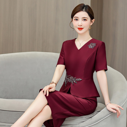 喜婆婆婚宴裝紅色禮服裙2024夏季新款媽媽裝時尚優雅修身連衣裙