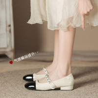 2024新款亮面方頭小皮鞋女銀色粗跟中跟單鞋法式拼色珍珠瑪麗珍鞋