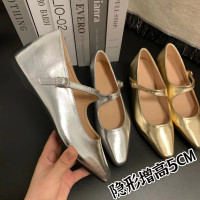 法式小衆小個子增高5cm時尚百搭一字帶軟皮瑪麗珍淺口單鞋女春夏