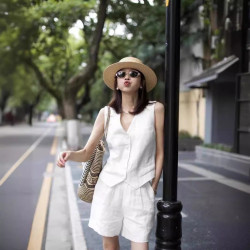 夏季白色亞麻棉麻時尚松弛感高級感穿搭無袖馬甲短褲套裝兩件套女
