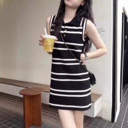 2024夏季新款高級感小個子顯高別致絕美超好看條紋Polo領連衣裙女