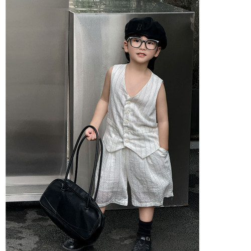 男童套裝2024夏季新款黑白條紋馬甲短褲薄款上衣潮範兒童