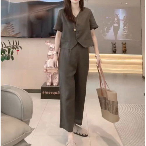 36032大愛美依緣2025夏季新款時尚V領短袖上衣高腰濶腿褲休閒顯瘦