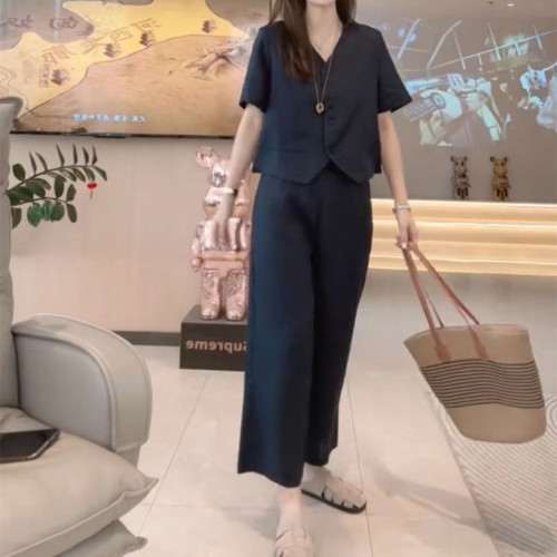 36032大愛美依緣2025夏季新款時尚V領短袖上衣高腰濶腿褲休閒顯瘦