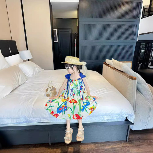 多巴胺親子裝2025新款夏天海邊度假沙灘裙一家三口母子母女連衣裙