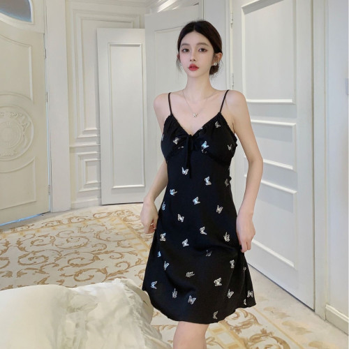 2024新款性感睡裙女士夏季吊帶冰絲綢睡衣ins印花純欲睡衣帶胸墊