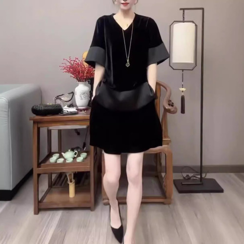 24580大愛美依緣2025新款中袖上衣短褲絲絨套裝寬松顯瘦兩件套女