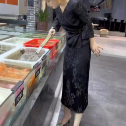 24610大愛美依緣2025新款時尚端莊V領上衣半身裙兩件套修身顯瘦女