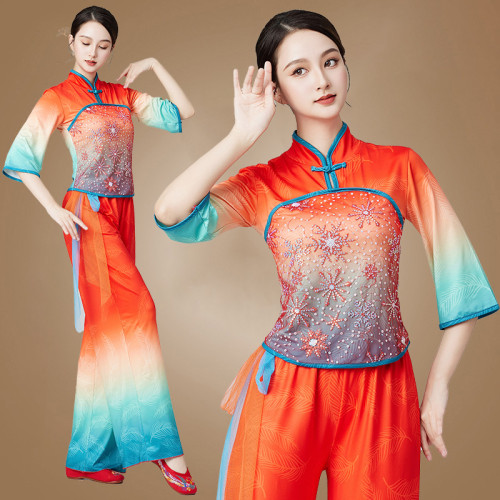 新款廣場舞古典扇子舞演出服服裝舞蹈秧歌套裝中老年