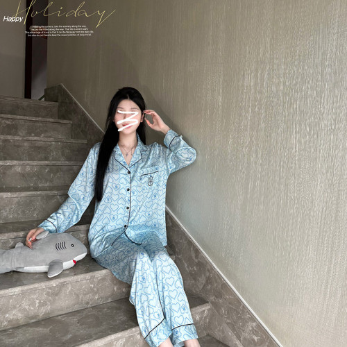 【刺綉愛心】春秋新款女可愛冰絲薄款睡衣長袖絲綢家居服套裝新款