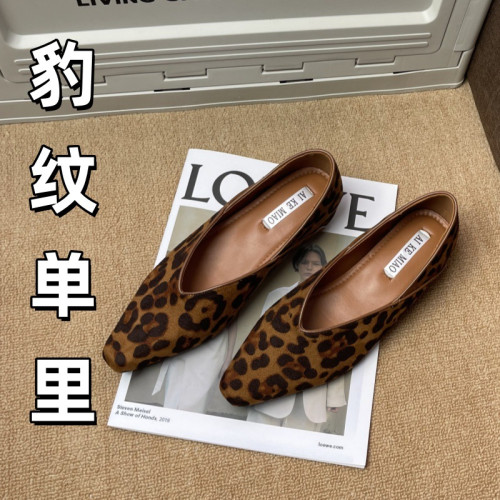 小方頭豹紋內增高單鞋女秋冬絨面法式通勤兩穿平底單鞋瓢鞋奶奶鞋