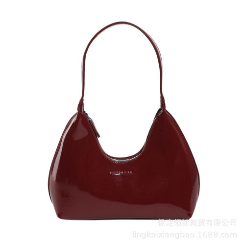 漆皮亮麵包包女法棍月牙包女士單肩包女手提包質感時尚腋下包