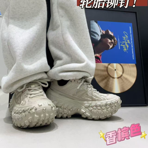 2025春季鉚釘輪胎榴蓮厚底老爹鞋女ins潮情侶款時尚炸街機老爹鞋