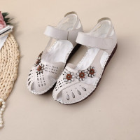 涼鞋女真皮媽媽鞋牛筋底春夏款魚嘴花朵鏤空魔術貼防滑軟底舒適