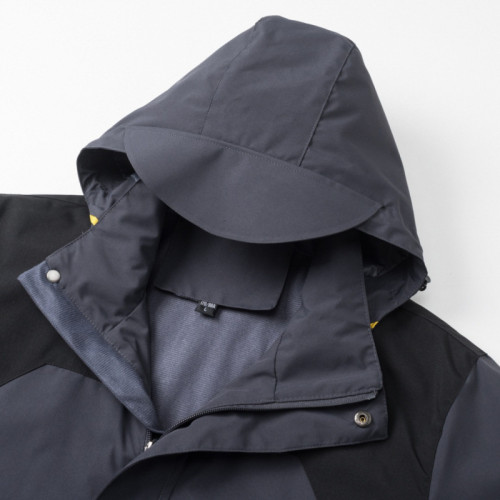 歐碼沖鋒衣男夾克薄款戶外防風防水連帽情侶登山服外套