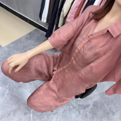 25018大愛美依緣2025新款設計感文藝復古寬松V領上衣濶腿褲兩件套