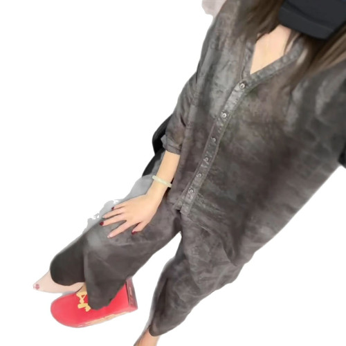 25018大愛美依緣2025新款設計感文藝復古寬松V領上衣濶腿褲兩件套