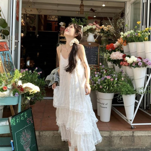 三色齊全夏季新款韓版小衆氛圍感氣質法式吊帶蛋糕裙連衣裙女裙子