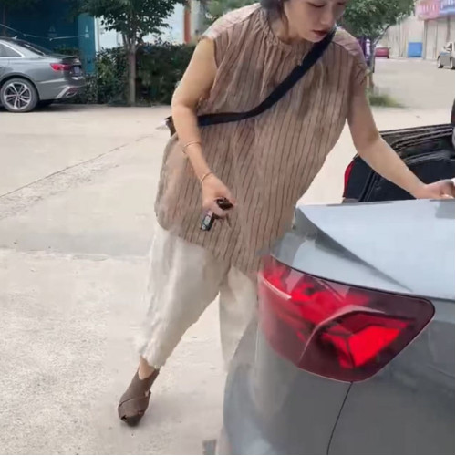 25088大愛美依緣2025夏季新款無袖寬松竪條紋上衣簡約哈倫褲女潮