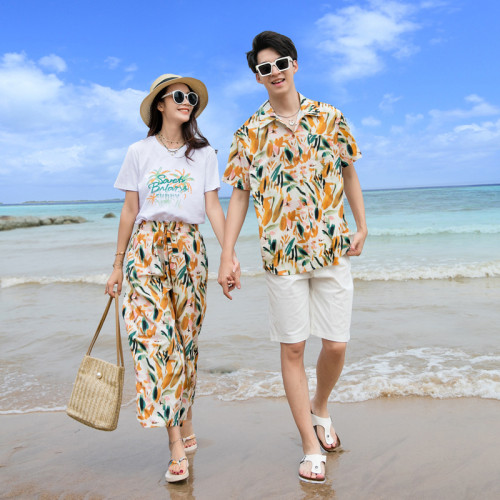 新款親子裝夏裝抽象復古港風襯衫三亞海邊旅遊一家三四口母女套裝