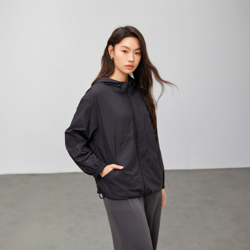 【簡約輕戶外輕薄透氣連帽防曬衣】纖莉秀大碼女裝胖mm2025夏新款