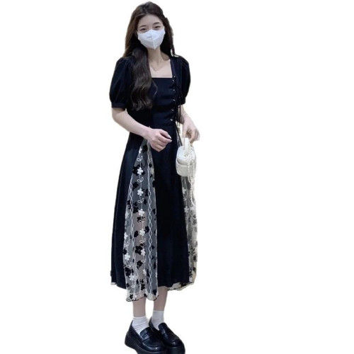 復古網紗拼接連衣裙女2025夏季新款收腰顯瘦方領設計感法式小黑裙
