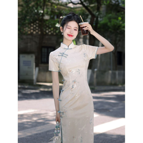 旗袍2025新款夏季改良年輕款少女白色新中式日常可穿小個子中長款