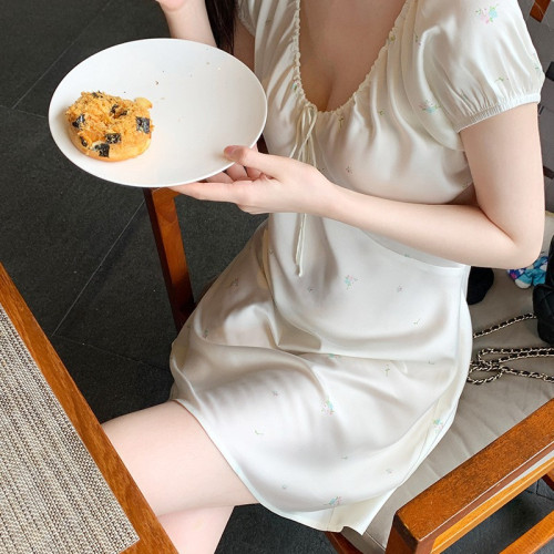 2025新款法式緞面短款睡裙睡衣Petit flower度假性感家居服夏季