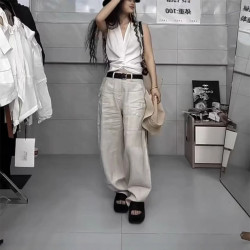 25217大愛美依緣2025夏季新款設計感扭結V領無袖上衣寬松濶腿褲女
