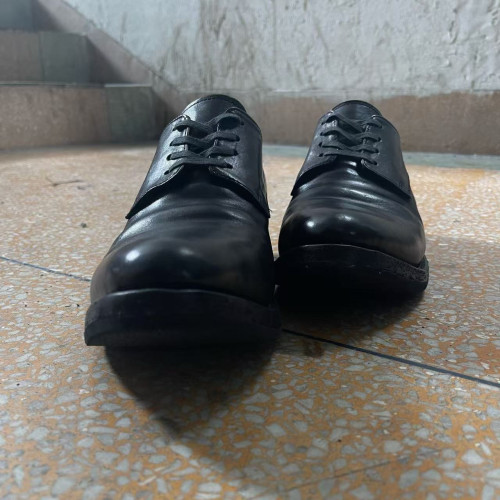 Giày da cho nam 馬皮小衆雅痞褶皺感尖頭皮鞋男水洗德比鞋