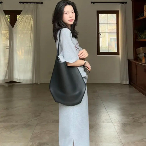 孕婦休閒半身裙套裝夏季時尚時髦短袖T恤上衣半身裙運動兩件套女