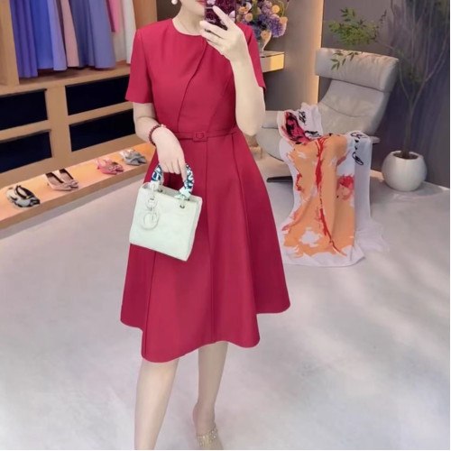 25259大愛美依緣2025夏季新款時尚高級小個子收腰中長款連衣裙女