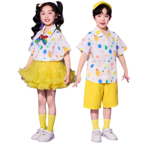 六一兒童啦啦隊演出服小學生班服套裝幼兒園港風襯衫彩色氣球服裝