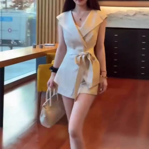 25356大愛美依緣2025夏季新款精緻高級無袖上衣短褲修身顯瘦套裝
