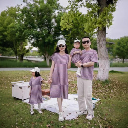 嬰兒網紅炸街親子裝夏裝男童條紋短袖短褲套裝母女紫色條紋連衣裙