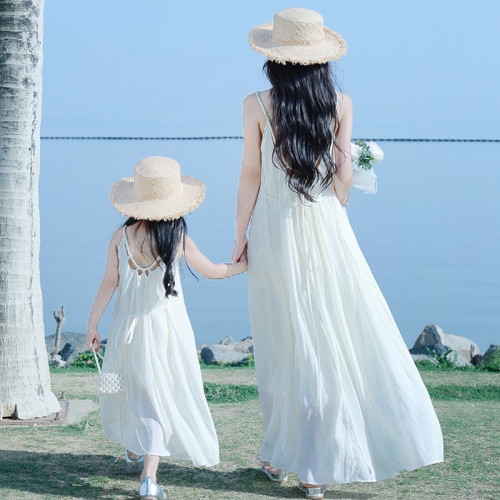 親子裝夏季海南三亞雲南海邊度假多巴胺母女裝寬松沙灘雪紡連衣裙