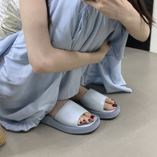 2025新款法式復古露趾厚底涼拖鞋女羅馬風外穿方頭簡約一字拖鞋
