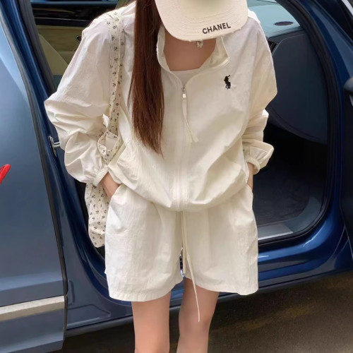 輕薄透氣休閒運動防曬套裝女2025夏季新款時尚百搭短款外套兩件套