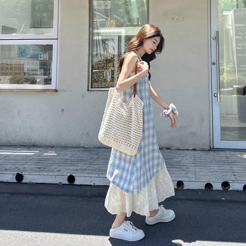【歡迎看板】藍色格紋吊帶裙連衣裙新款夏季假兩件拼接蕾絲設計長