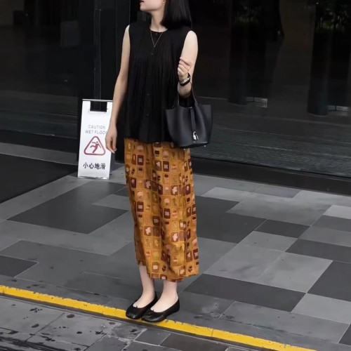250513大愛美依緣2025夏季新款無袖壓褶寬松上衣復古開叉半身裙女