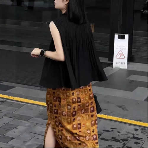 250513大愛美依緣2025夏季新款無袖壓褶寬松上衣復古開叉半身裙女